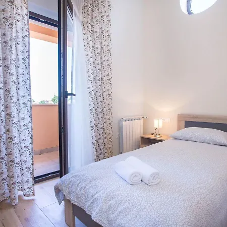 Wonderful Holiday In With Private Pool Holiday home *
