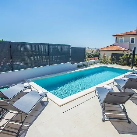 Holiday home Wonderful Holiday In With Private Pool *